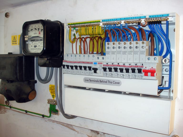 Electrical LT panel maintenance